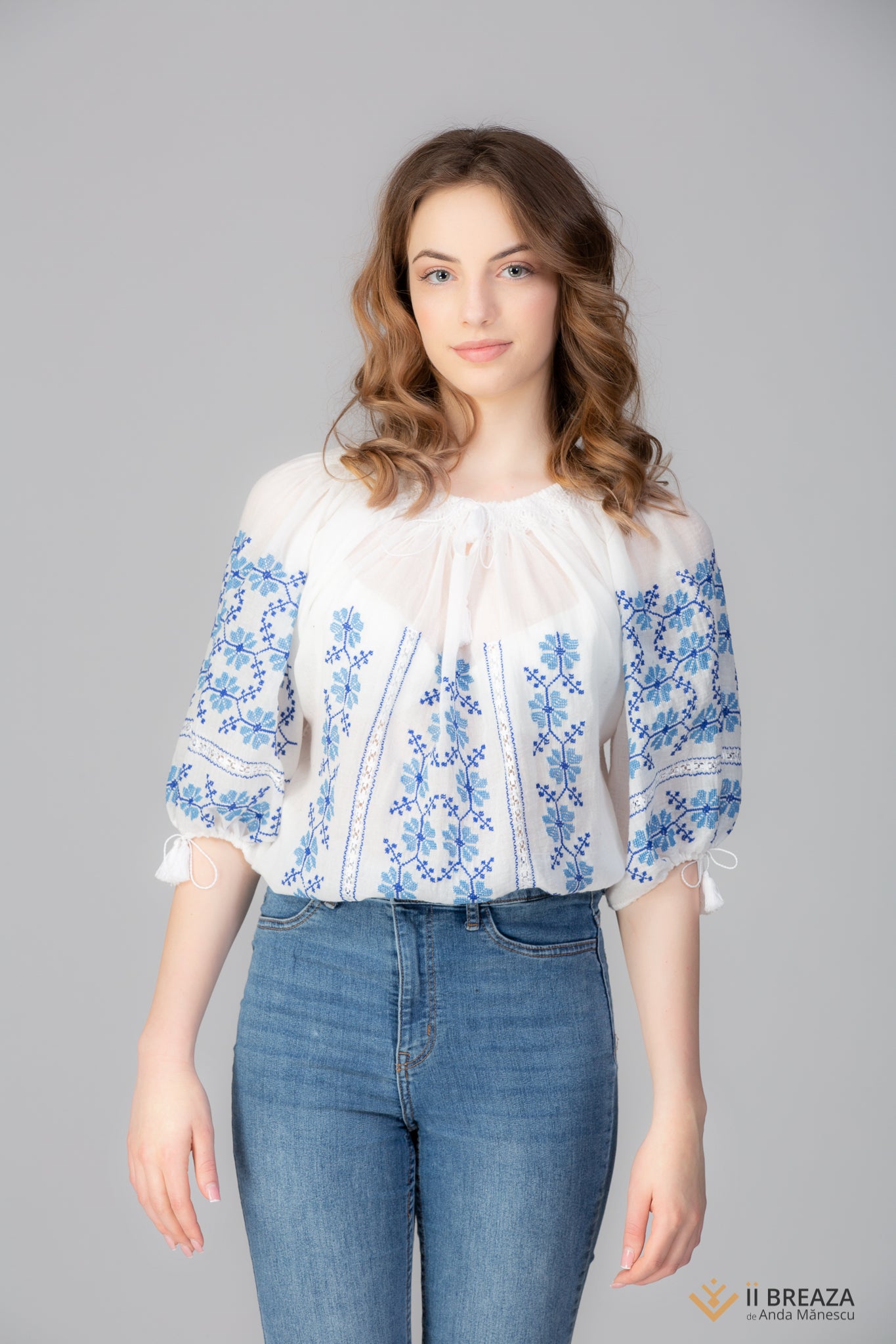 IE Tradițională de Breaza, model Floare de Măr IE Tradițională de Breaza, model Floare de Măr