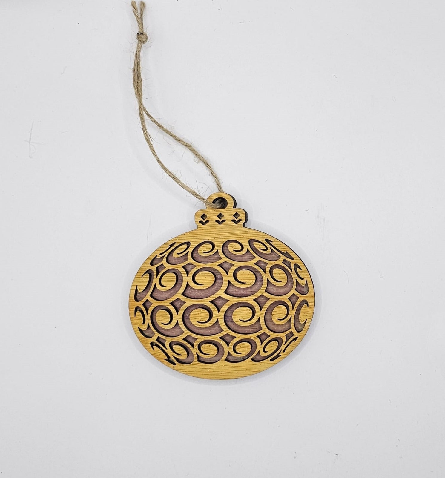 Decorațiuni/ Ornamente/ Globuri de lemn, pentru bradul de Crăciun Decorațiuni/ Ornamente/ Globuri de lemn, pentru bradul de Crăciun