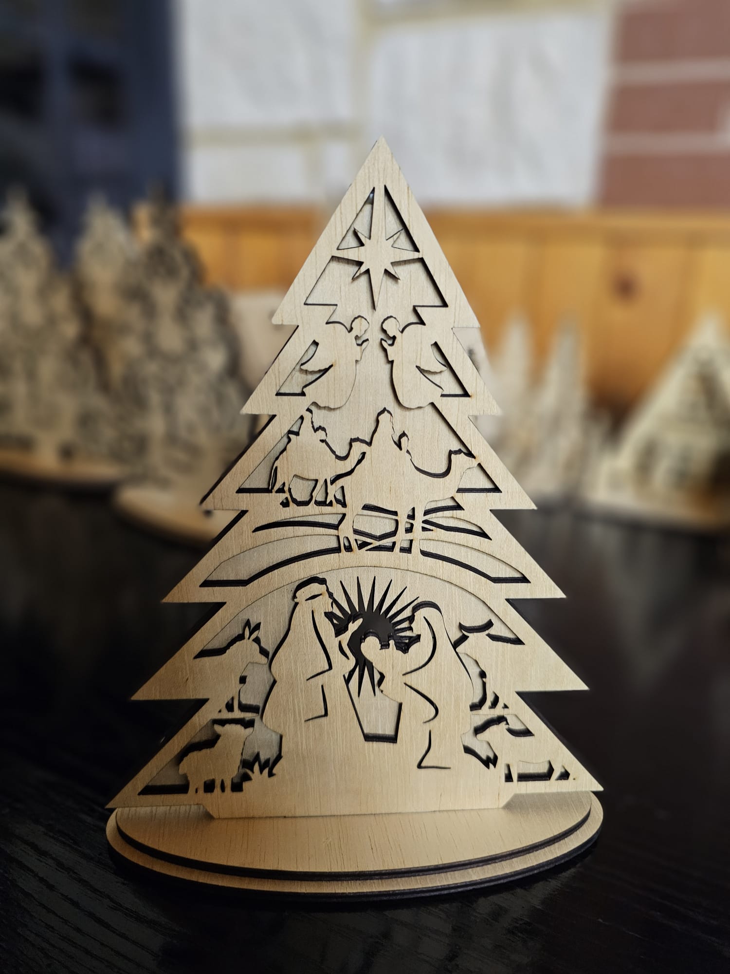 Decorațiune în spiritul Crăciunului, în formă de brad, din lemn, cu efect 3 D Decorațiune în spiritul Crăciunului, în formă de brad, din lemn, cu efect 3 D