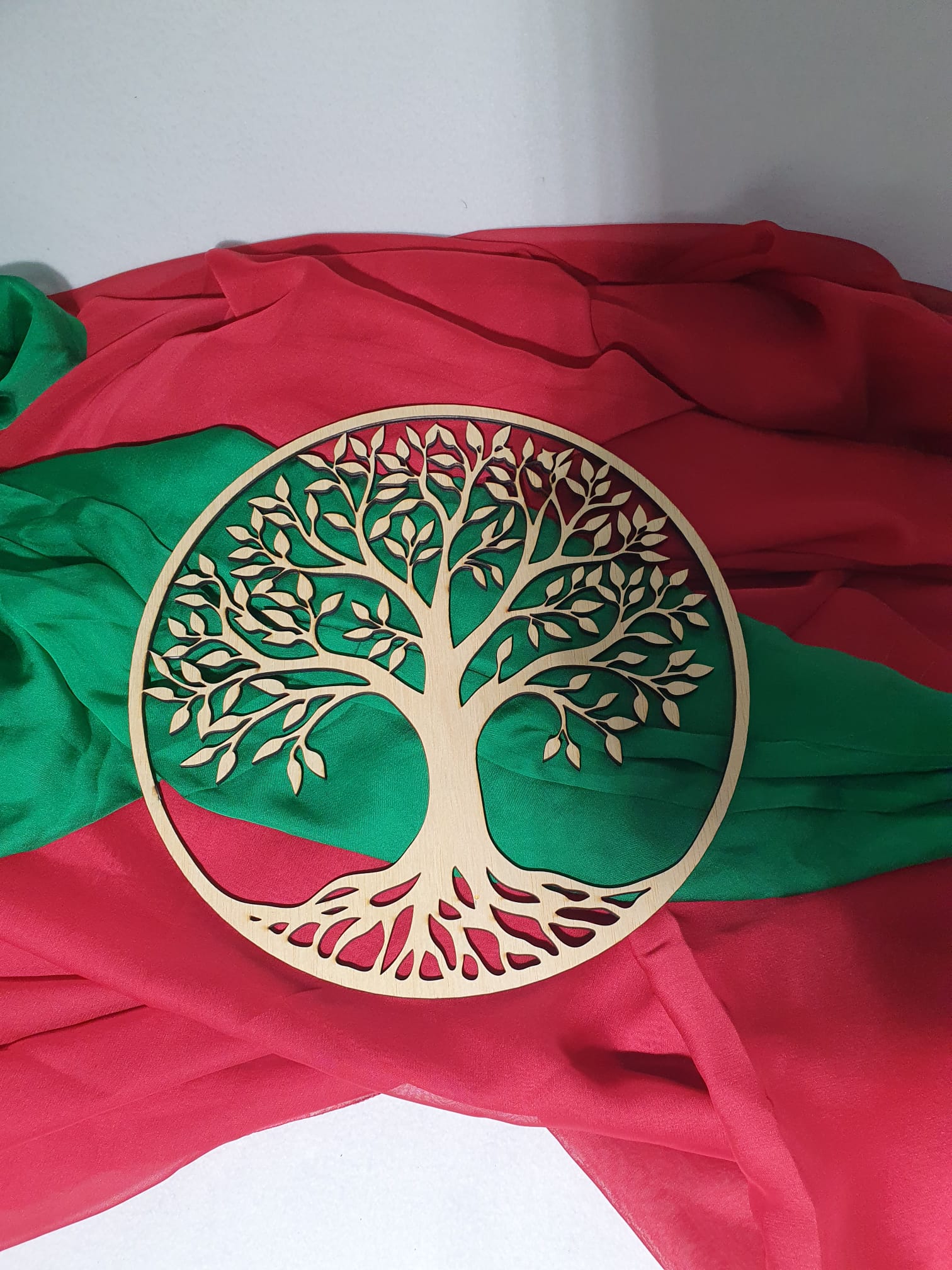 Decorațiune ”Pomul vieții” din lemn Decorațiune ”Pomul vieții” din lemn
