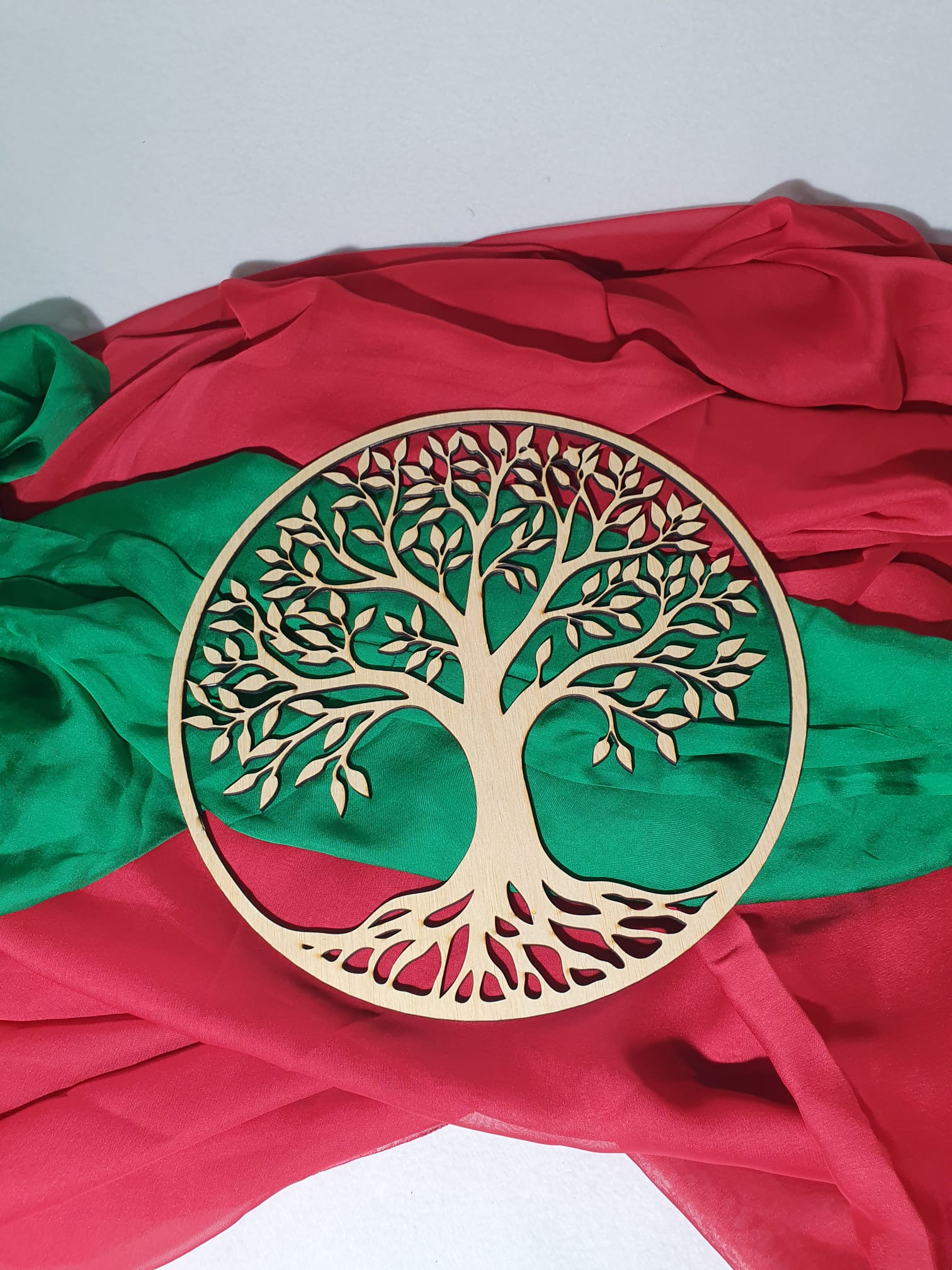 Decorațiune ”Pomul vieții” din lemn Decorațiune ”Pomul vieții” din lemn