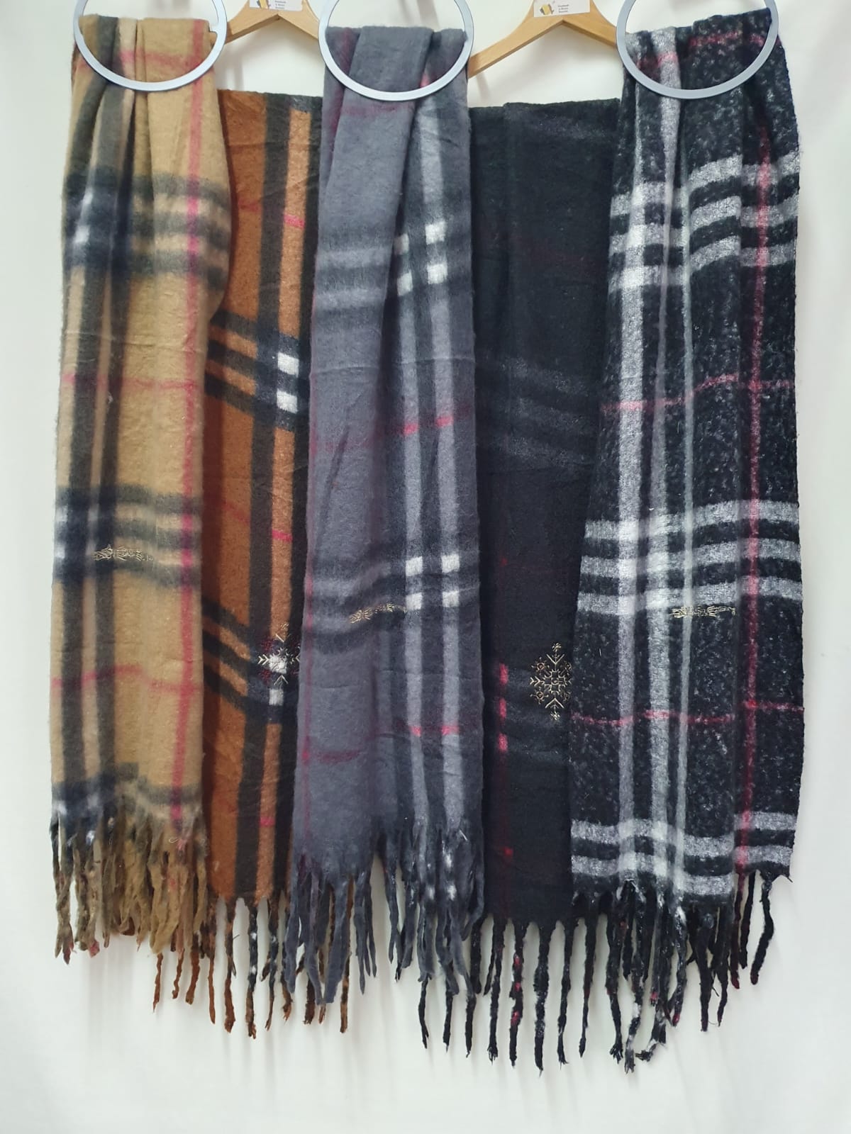 Șal călduros, în culori potrivite pentru bărbați Șal călduros, în culori potrivite pentru bărbați