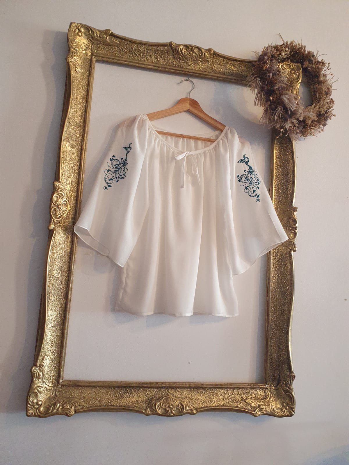 Bluză mânecă scurtă, model Phoenix Bluză mânecă scurtă, model Phoenix