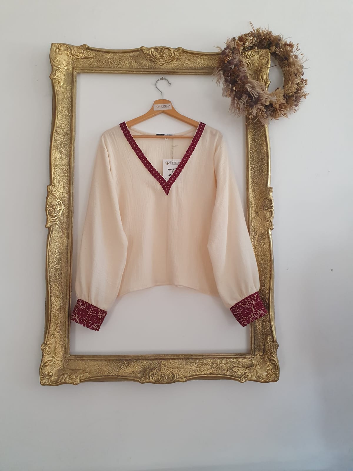 Bluză Modernă cu Aplicație Vintage Țesută în război - unicat Bluză Modernă cu Aplicație Vintage Țesută în război - unicat
