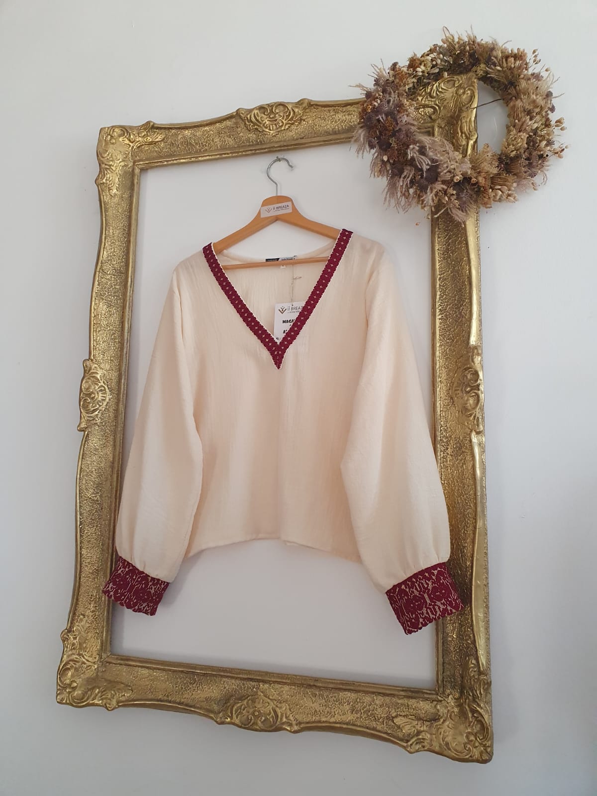 Bluză Modernă cu Aplicație Vintage Țesută în război - unicat Bluză Modernă cu Aplicație Vintage Țesută în război - unicat