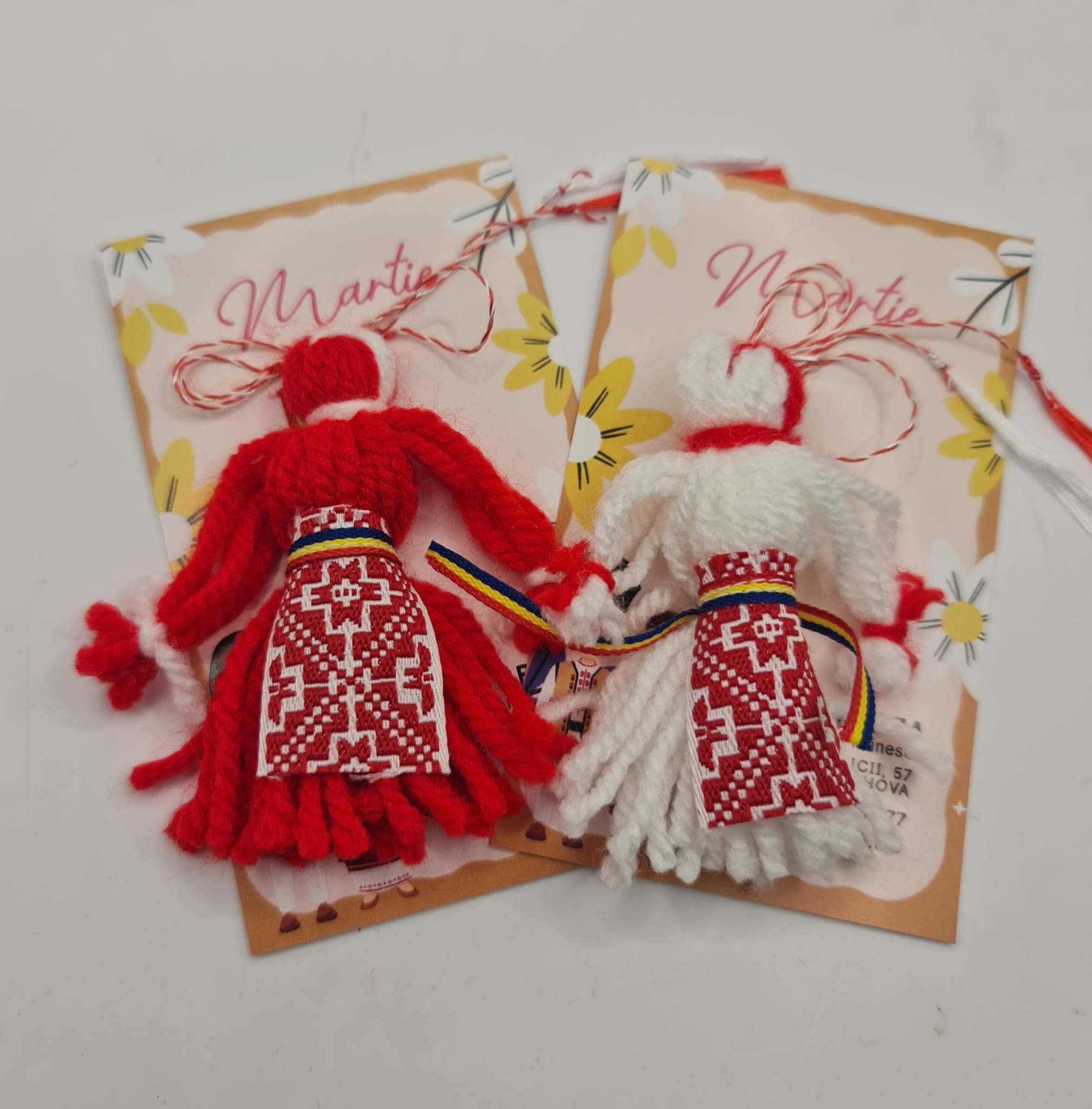 Mărțișor „Țărăncuța” – simbol al tradiției și al primăverii Mărțișor „Țărăncuța” – simbol al tradiției și al primăverii