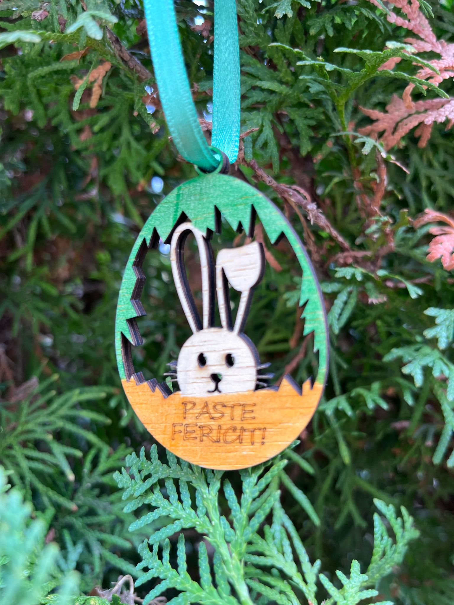 Ornamente de Paște din lemn – eleganță naturală pentru sărbători Ornamente de Paște din lemn – eleganță naturală pentru sărbători