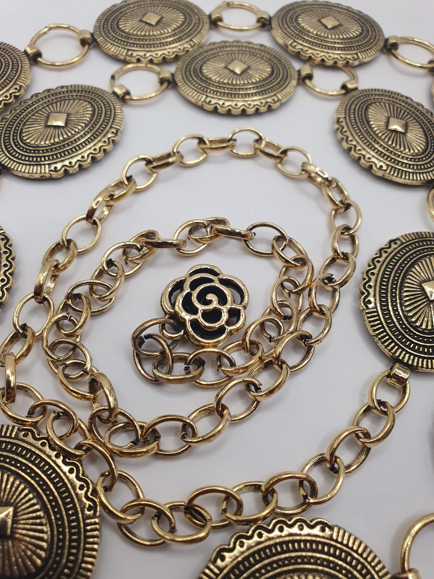 Brâu/ curea/ accesoriu metalic elegant Brâu/ curea/ accesoriu metalic elegant