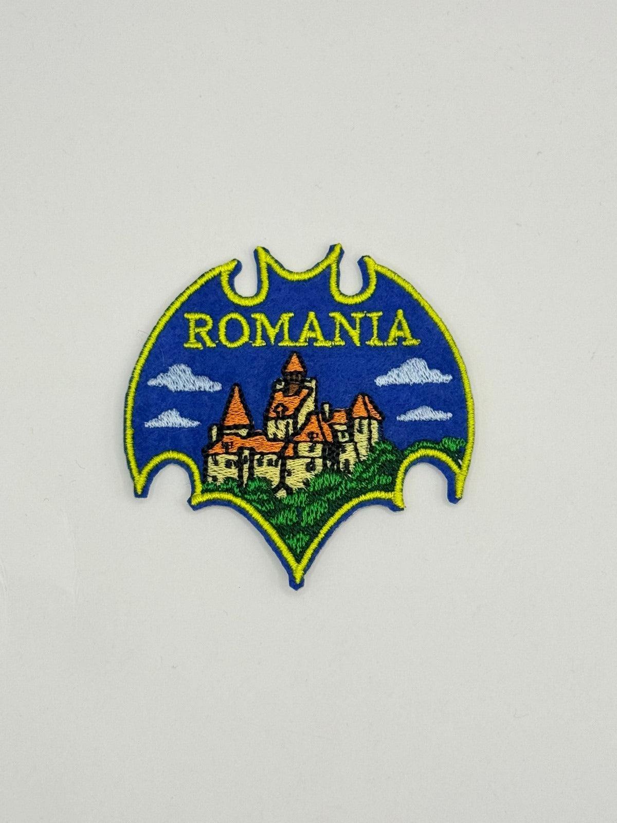 Emblemă/ Patch suvenir în formă de liliac Emblemă/ Patch suvenir în formă de liliac
