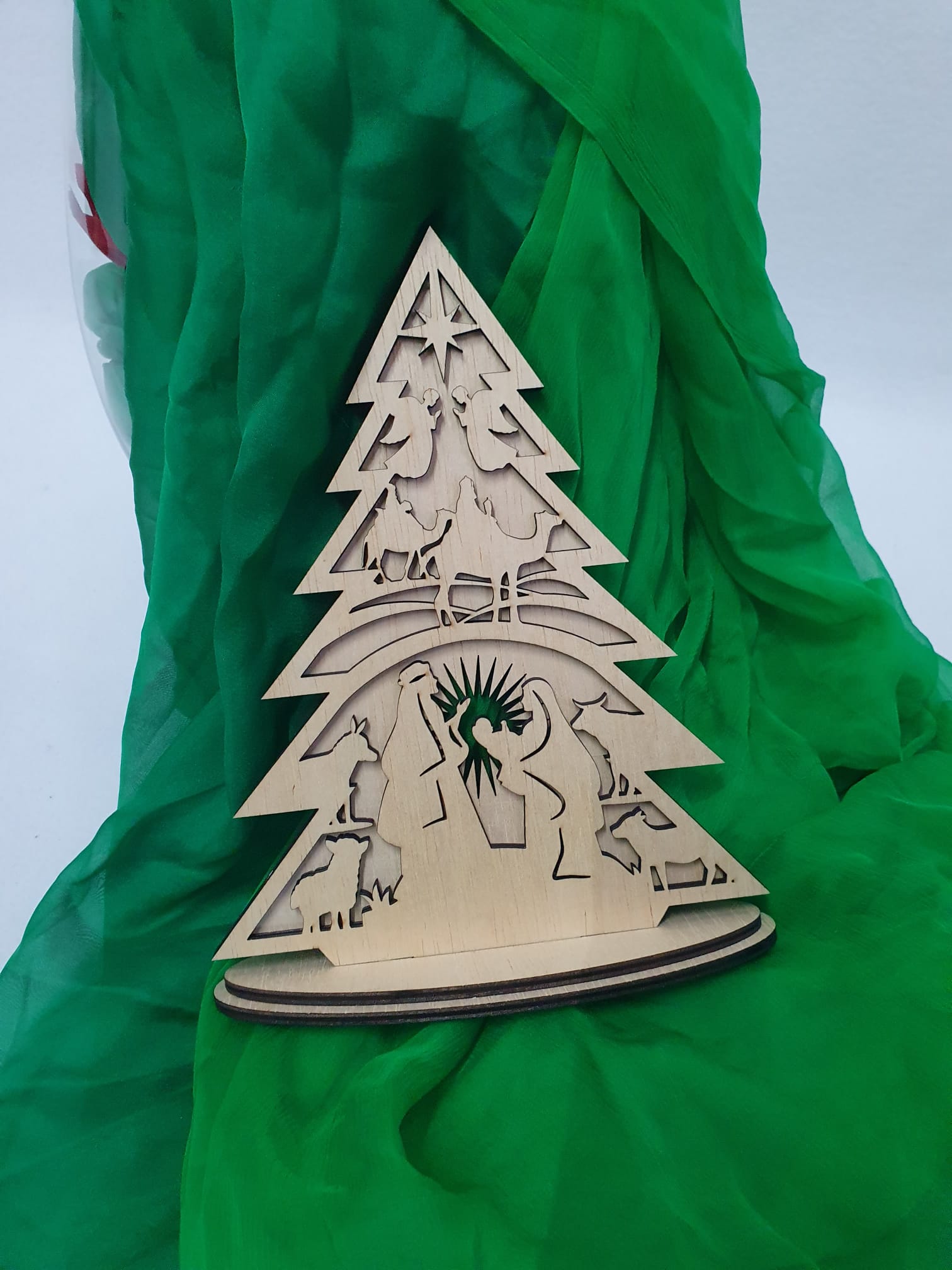 Decorațiune în spiritul Crăciunului, în formă de brad, din lemn, cu efect 3 D Decorațiune în spiritul Crăciunului, în formă de brad, din lemn, cu efect 3 D