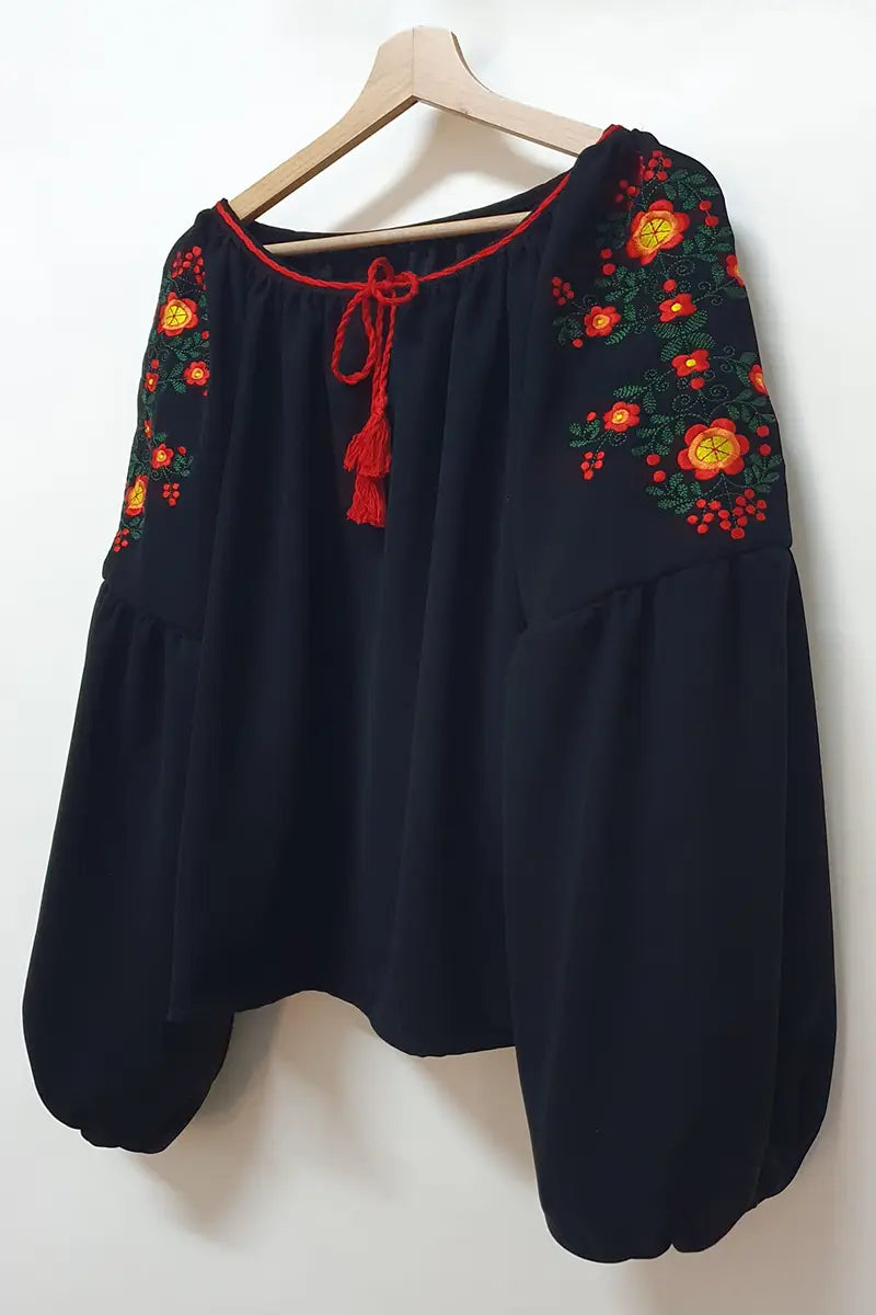 Bluza in spiritul traditiei - Soare Bluza in spiritul traditiei - Soare