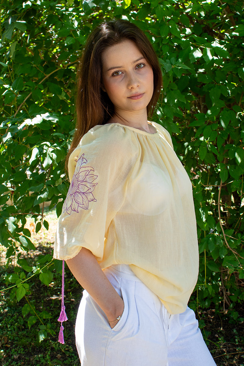 Colecția Culori! - Bluză model Floarea Soarelui Colecția Culori! - Bluză model Floarea Soarelui