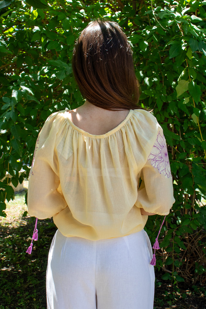 Colecția Culori! - Bluză model Floarea Soarelui Colecția Culori! - Bluză model Floarea Soarelui