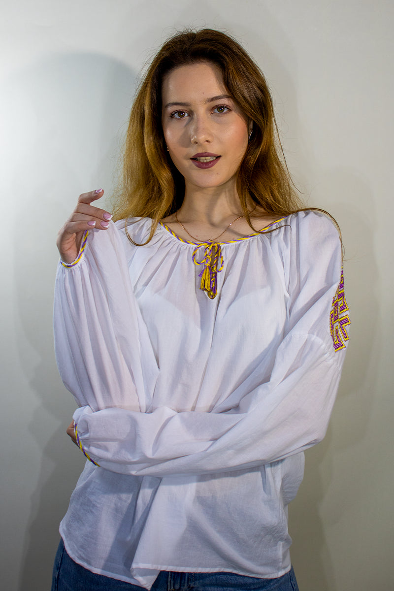 Bluza in spiritul traditiei - Coarnele Berbecului Bluza in spiritul traditiei - Coarnele Berbecului