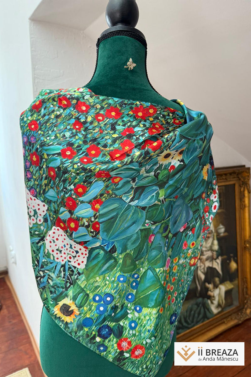 Batic din mătase naturală cu imprimeri inspirate din picturi celebre Batic din mătase naturală cu imprimeri inspirate din picturi celebre