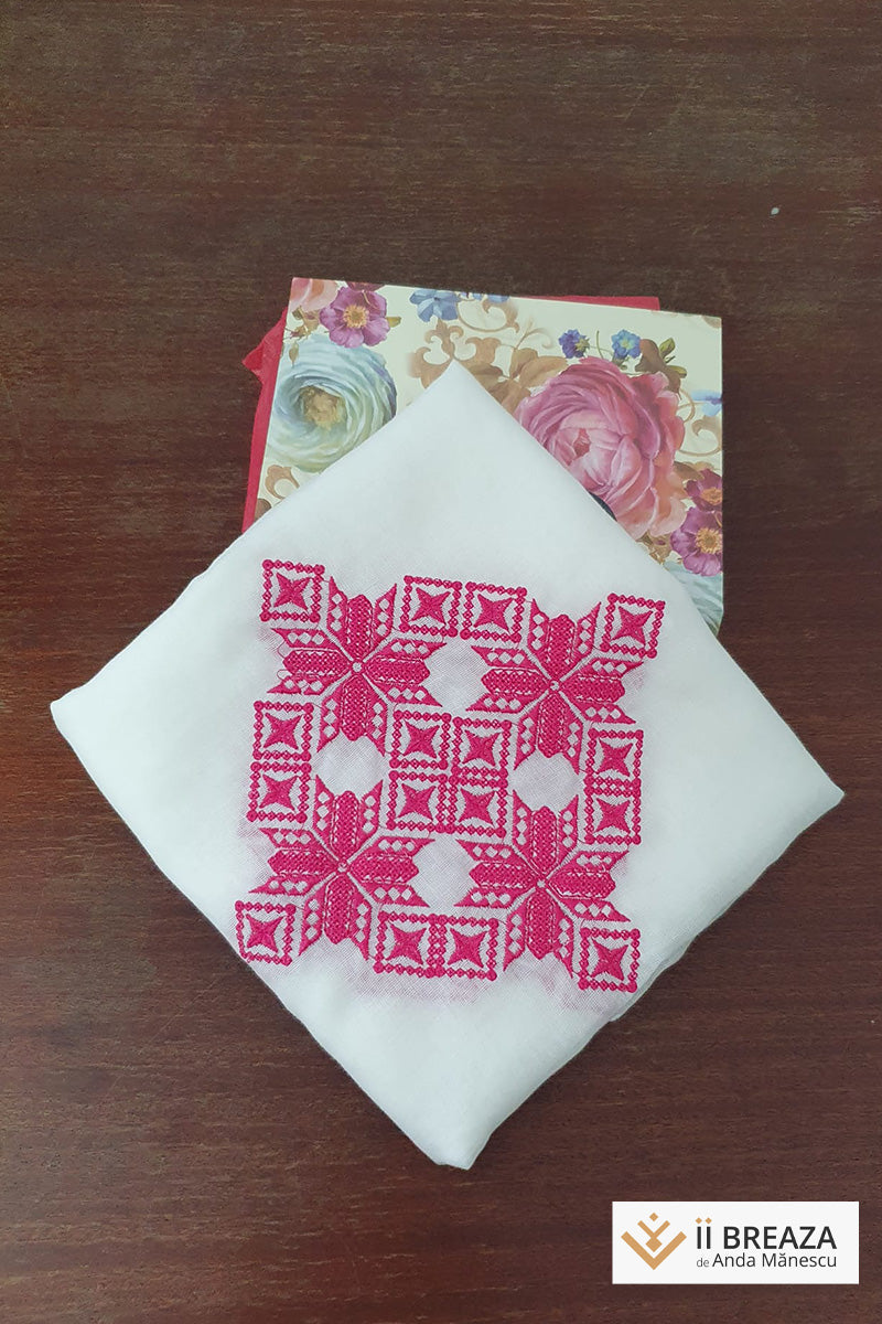 Maramă/ Eșarfă, brodată cu simboluri inspirate din tradiție, 200*50 cm Maramă/ Eșarfă, brodată cu simboluri inspirate din tradiție, 200*50 cm