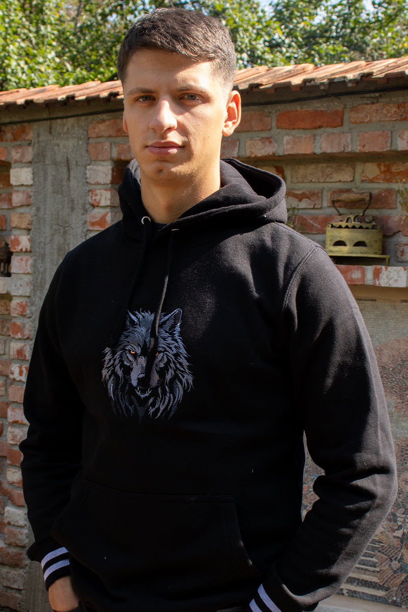 Hanorac Bărbătesc, model Lup Hanorac Bărbătesc, model Lup