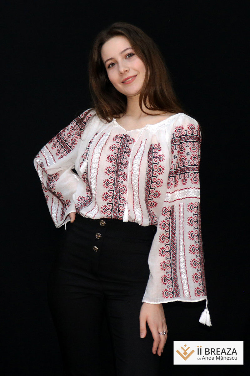 IE Tradițională de Breaza, model Crestele de Breaza IE Tradițională de Breaza, model Crestele de Breaza