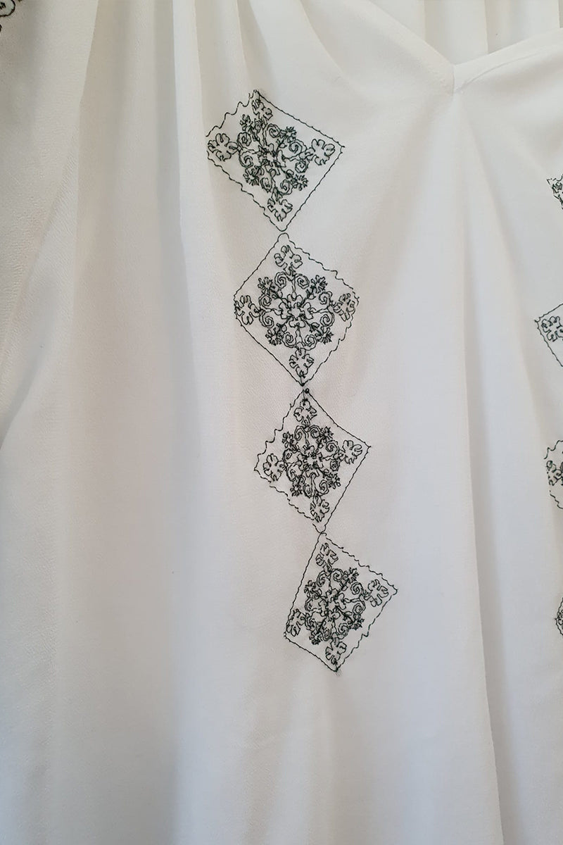 Bluză Lili cu broderie elegantă Bluză Lili cu broderie elegantă
