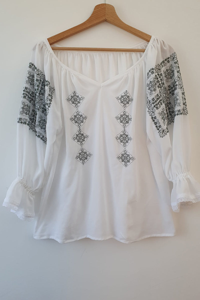 Bluză Lili cu broderie elegantă Bluză Lili cu broderie elegantă