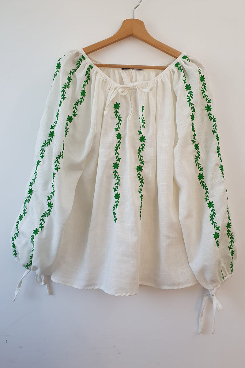 Bluză, în spiritul tradiției, model Șirul Vieții Bluză, în spiritul tradiției, model Șirul Vieții