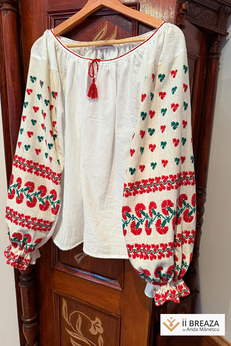 Bluză cu mâneci vintage - Garofițe Bluză cu mâneci vintage - Garofițe