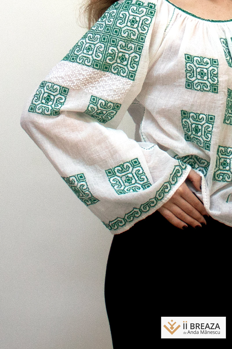 IE Traditională, model Zeița IE Traditională, model Zeița