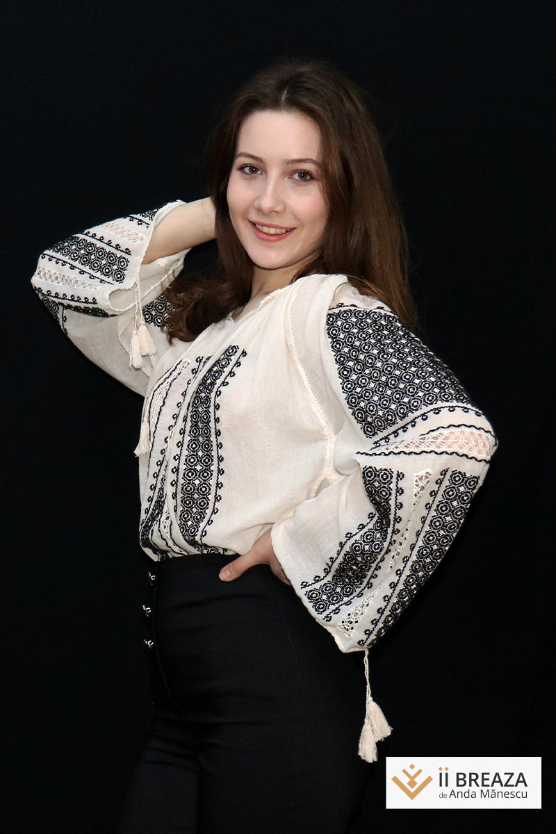 IE Tradițională de Breaza, model Bătrânelul IE Tradițională de Breaza, model Bătrânelul