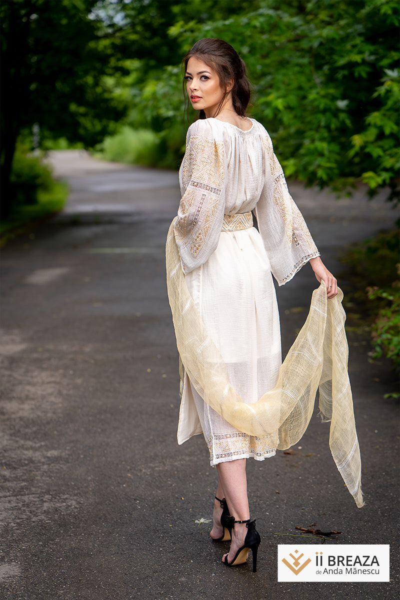 Costum Tradițional de Mireasă, model de Breaza, Buclavaua Mare Costum Tradițional de Mireasă, model de Breaza, Buclavaua Mare