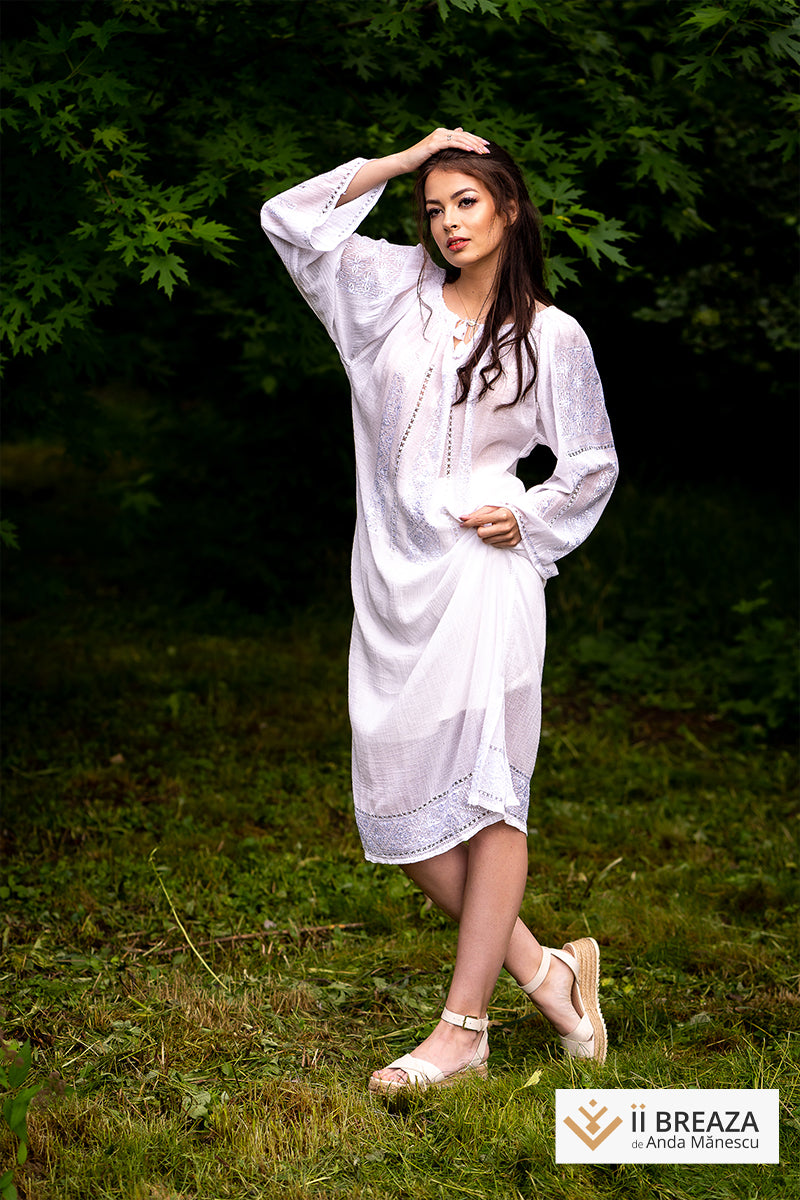 Rochie Tradițională de Breaza, model Suveicuța Rochie Tradițională de Breaza, model Suveicuța