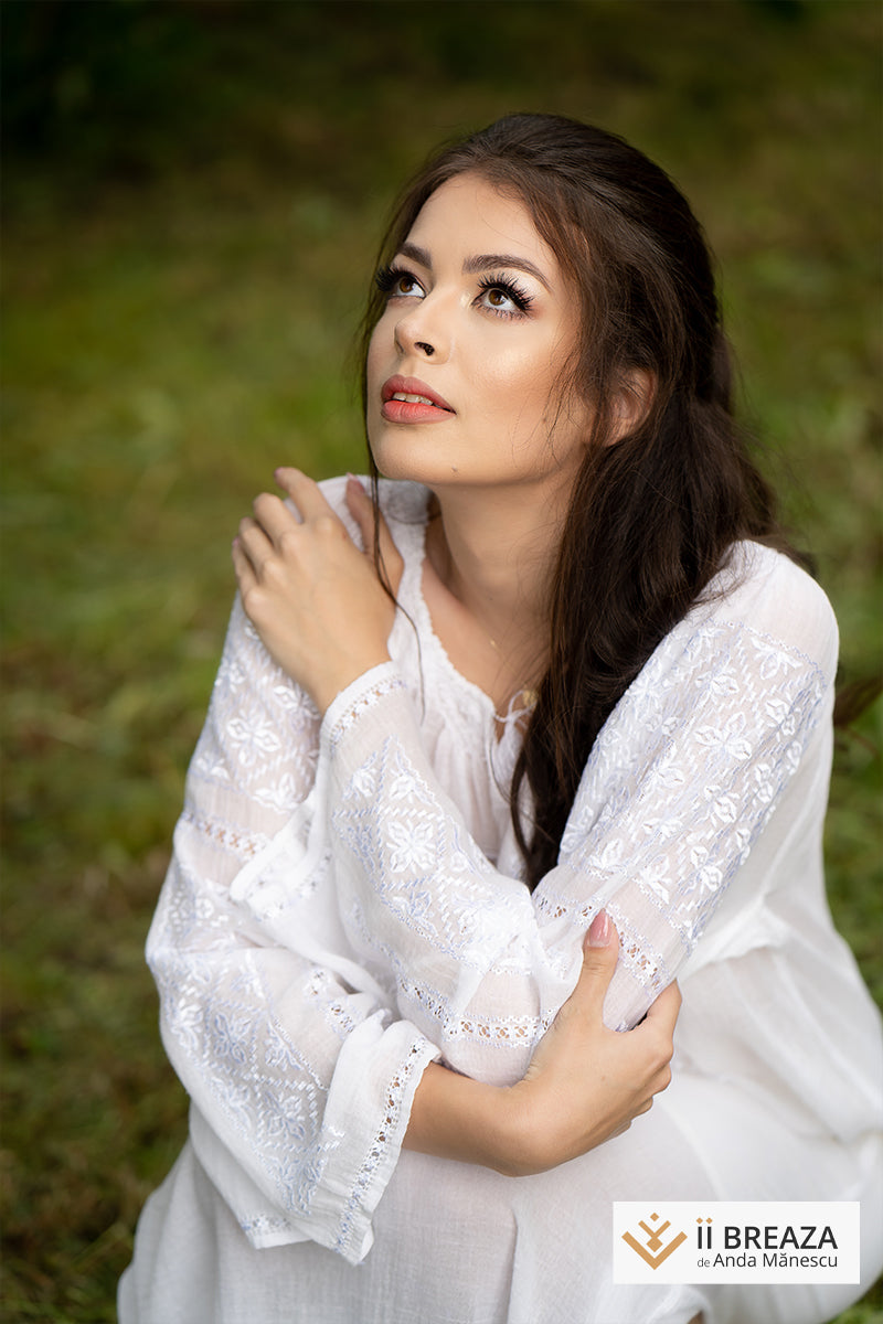 Rochie Tradițională de Breaza, model Suveicuța Rochie Tradițională de Breaza, model Suveicuța