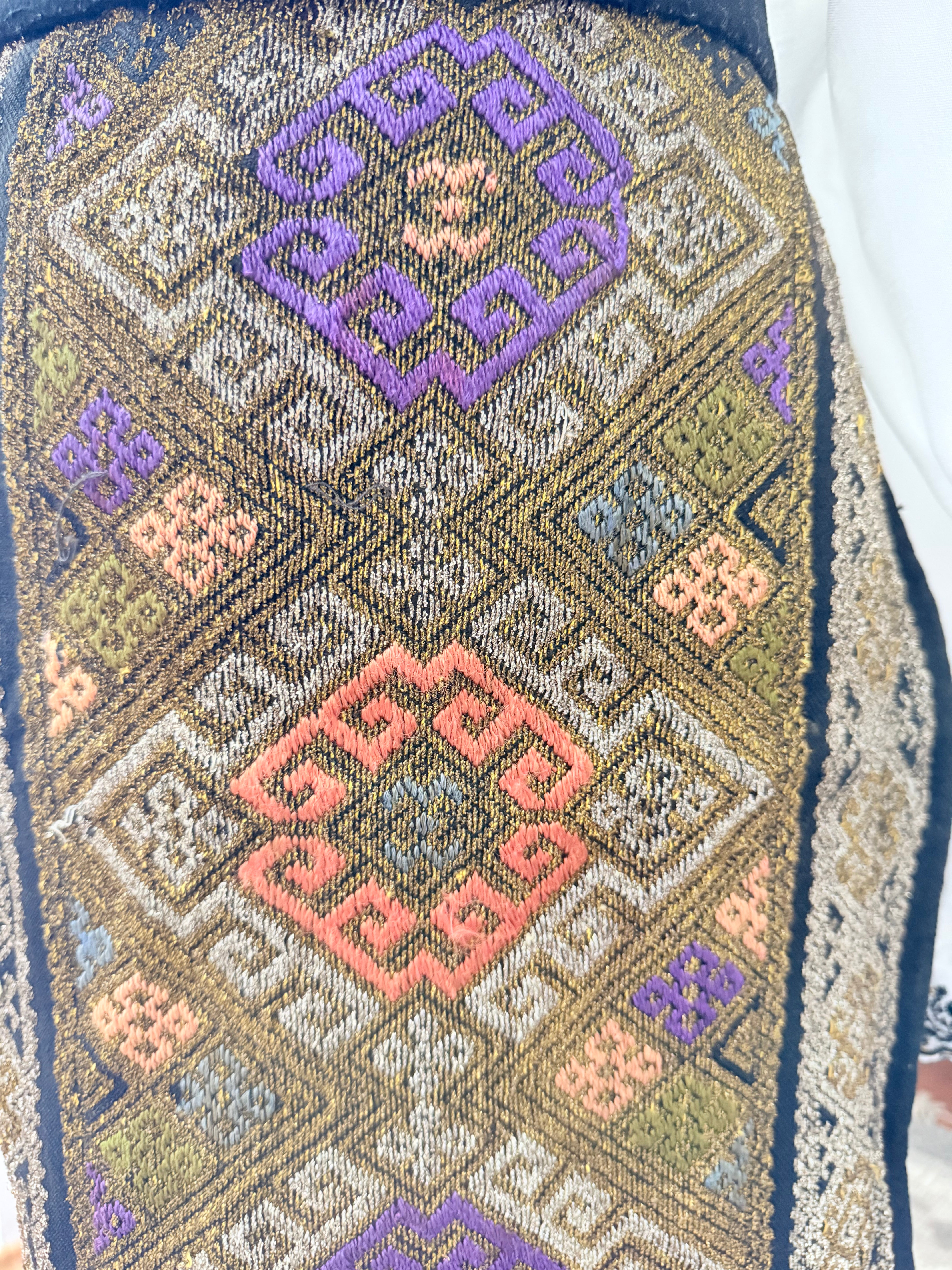 Fotă vintage cu fir metalic - Argeș