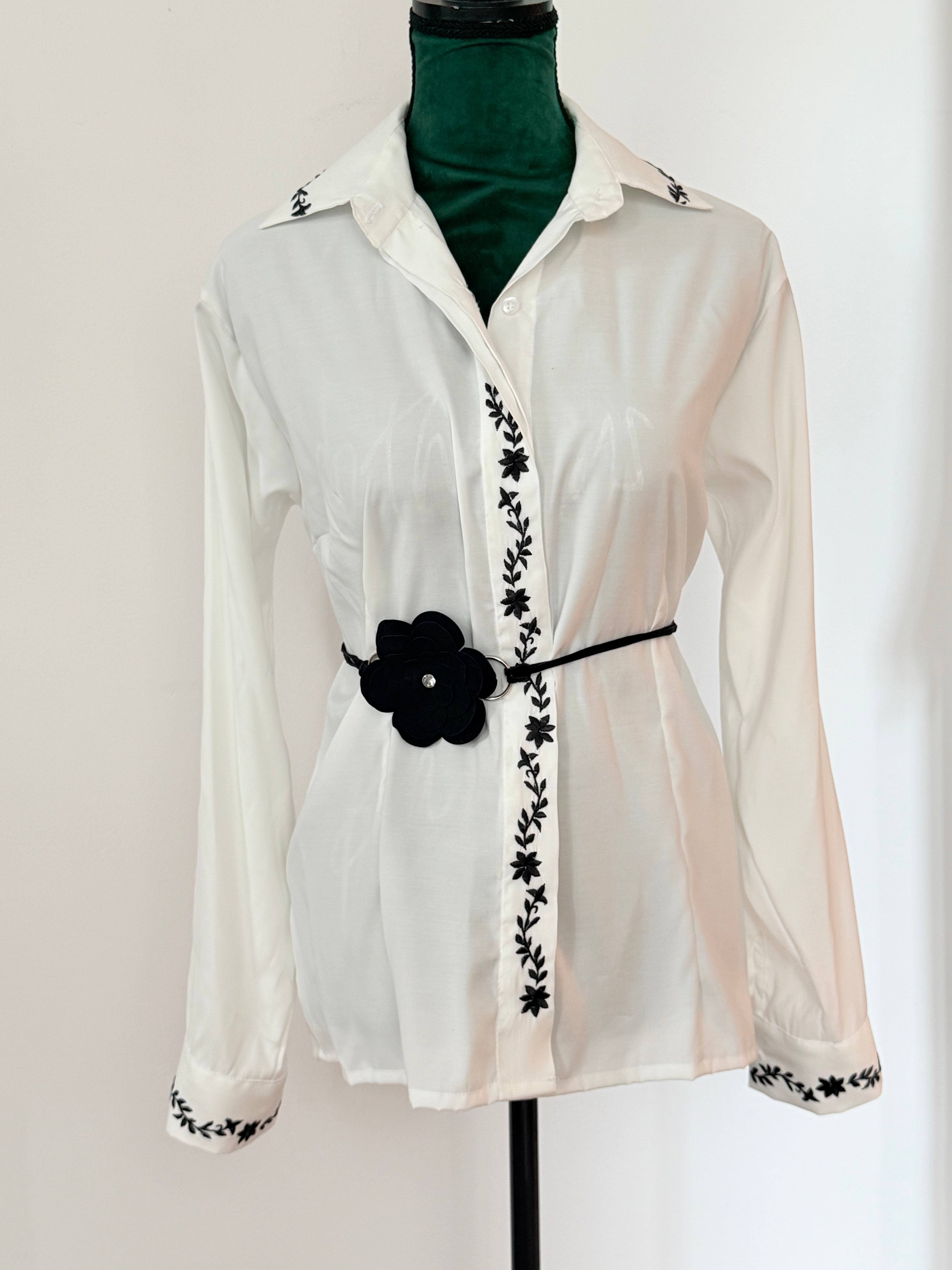 Floare - curea sau choker?
