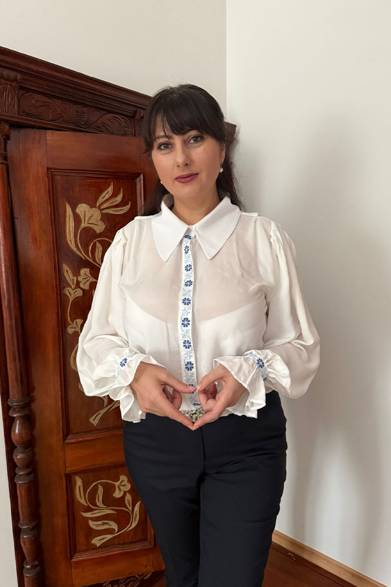 Cămașă clasică brodată, model Floare de Măr