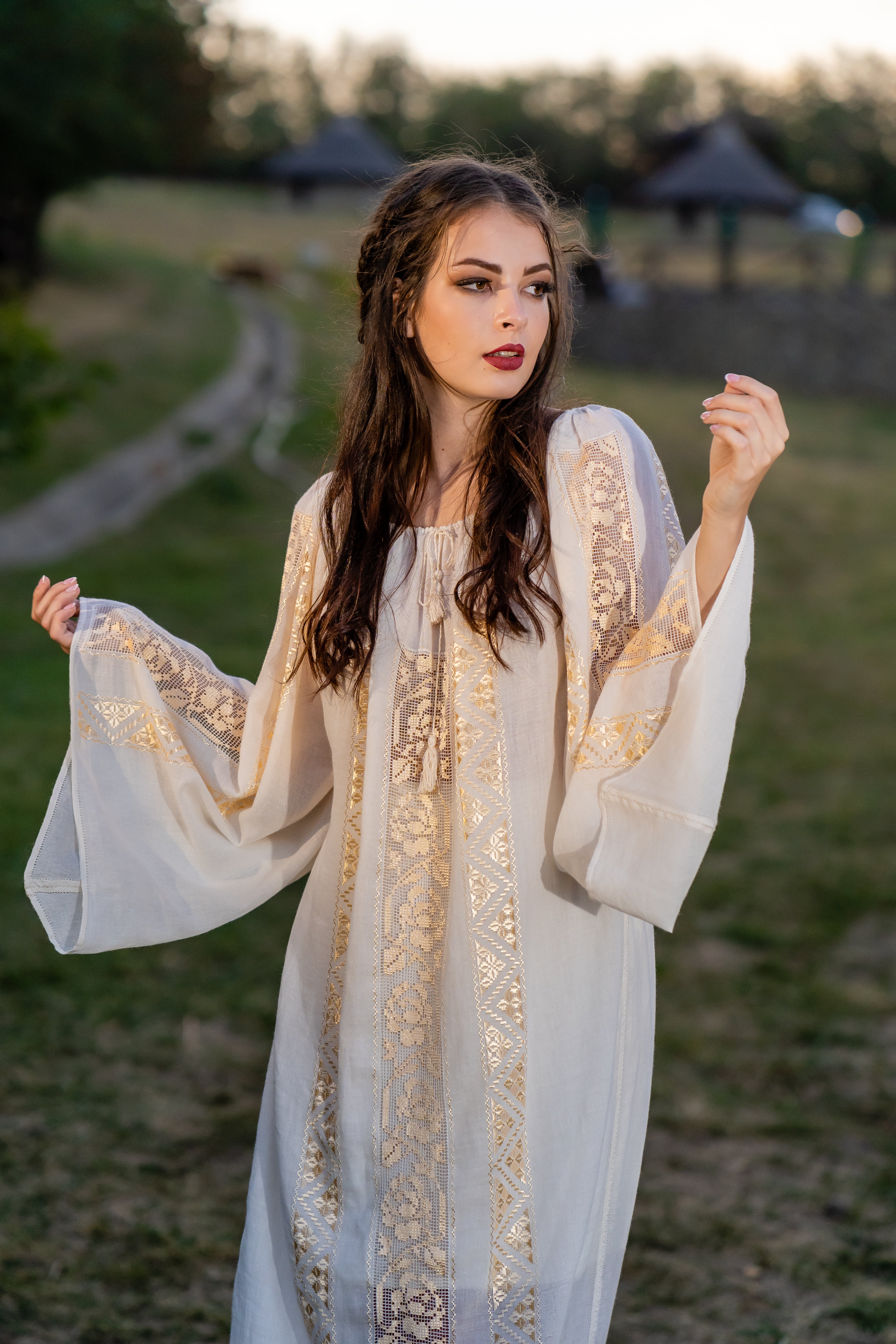 Rochie tradițională, model ”Filtire”