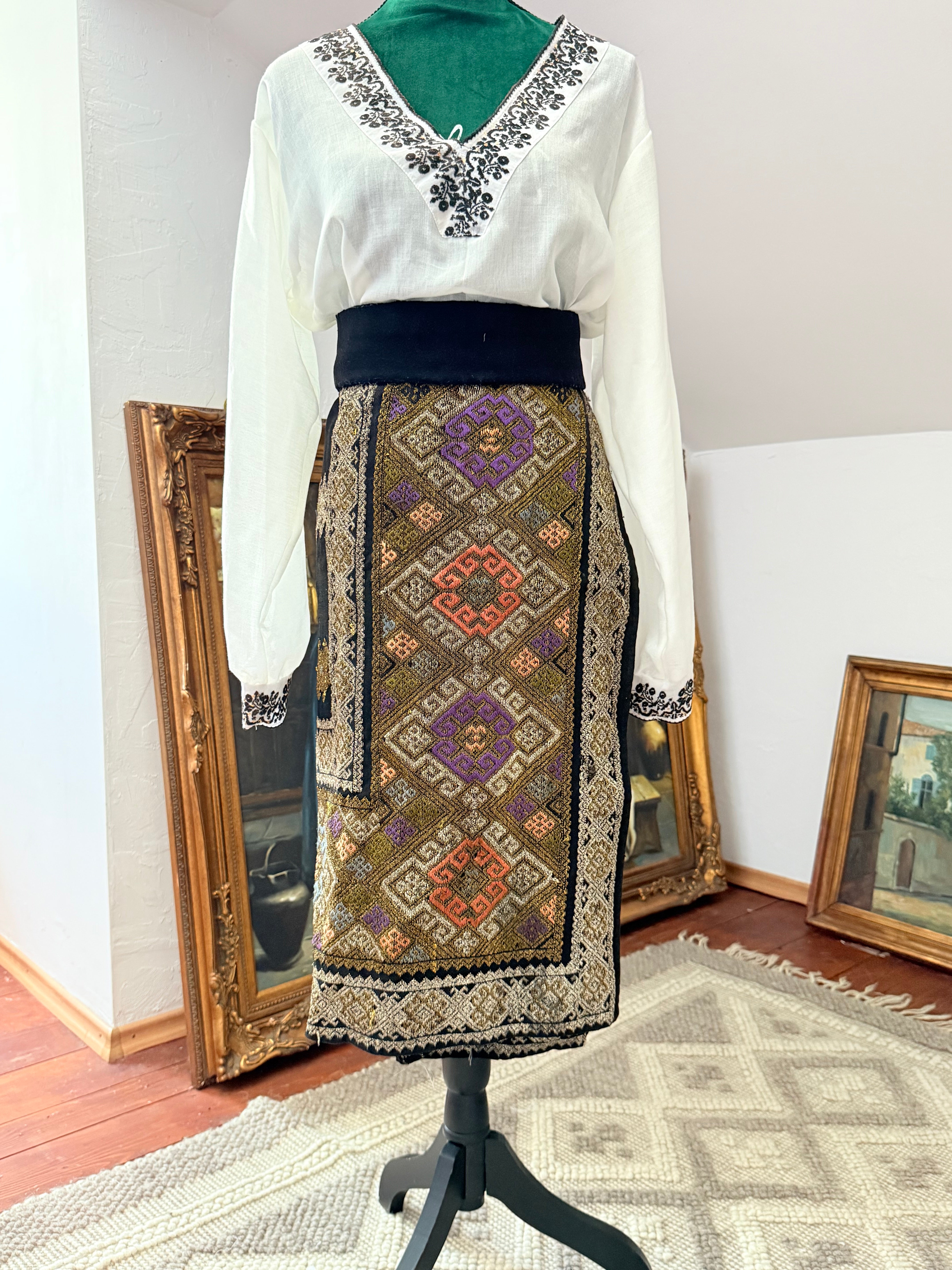 Fotă vintage cu fir metalic - Argeș