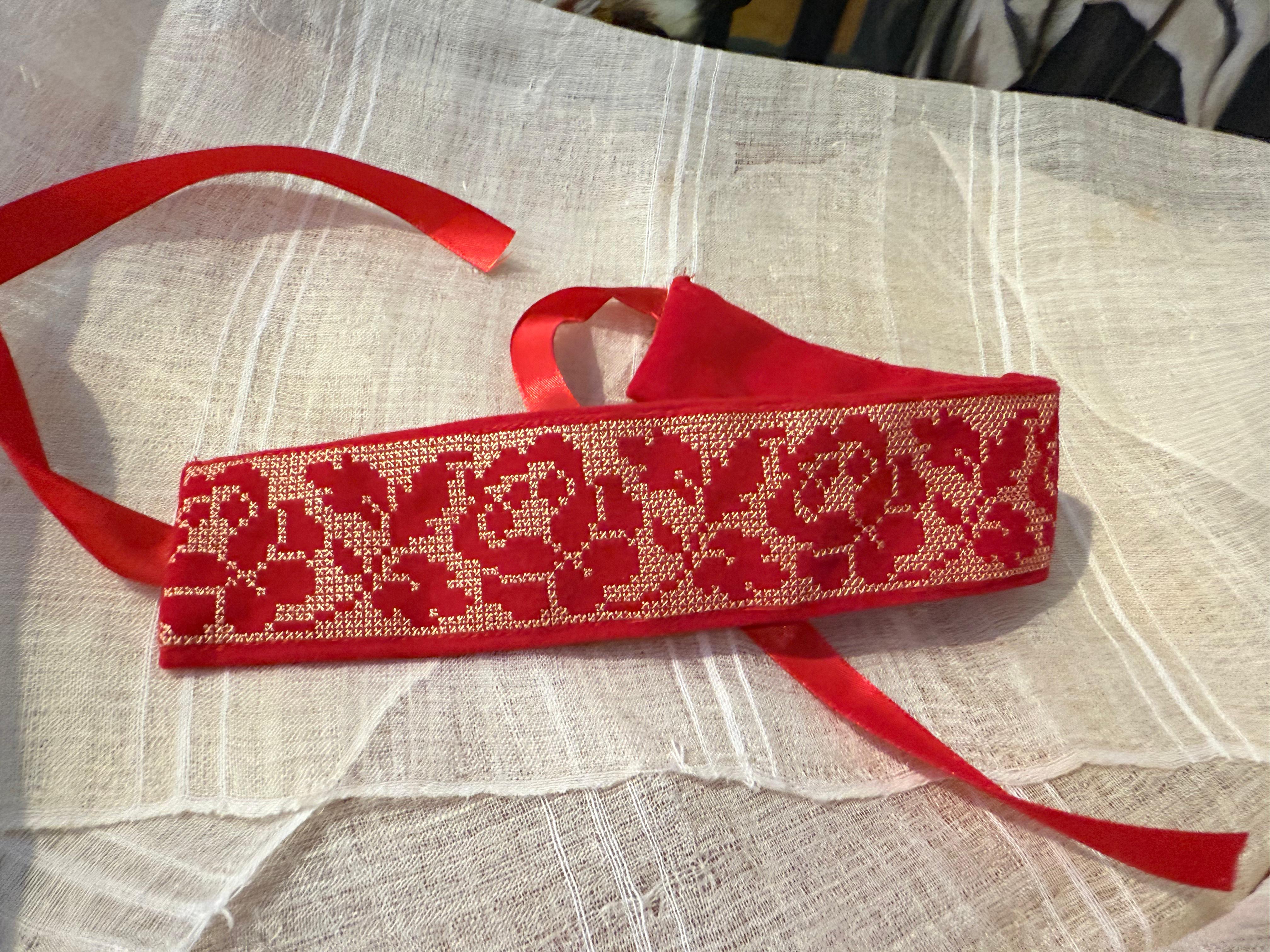 Choker tradițional din catifea - Trandafiri