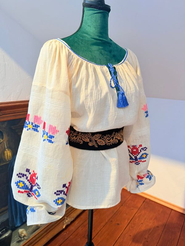 Ie cu mâneci vintage - Noblețea Borangicului