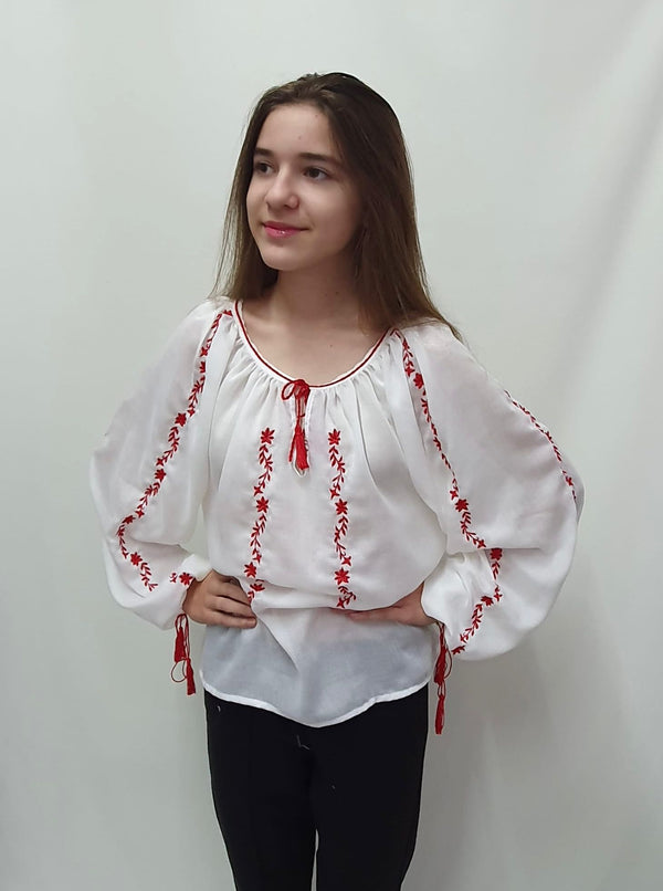 Bluză gen ie, de inspirație tradițională, brodată cu modelul Șirul vieții, mărimi 2-13 ani