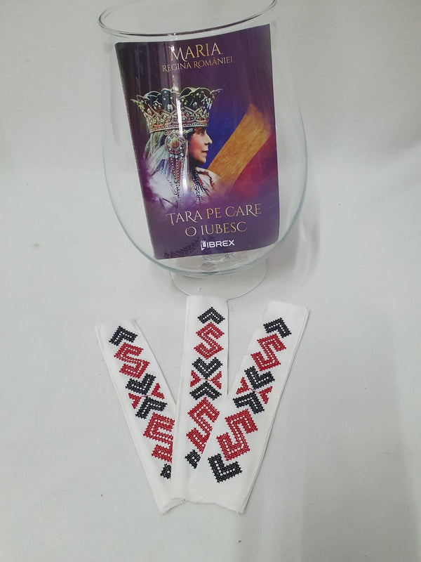 Semn de carte, brodat cu însemne tradiționale