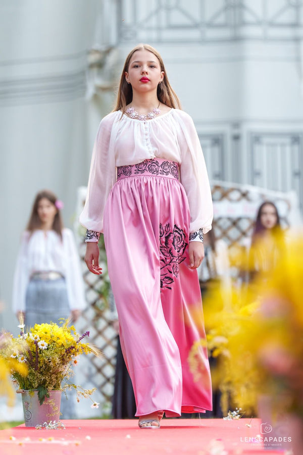 Fustă “Trandafiri de Curte Regală” – Colecția Regina Maria