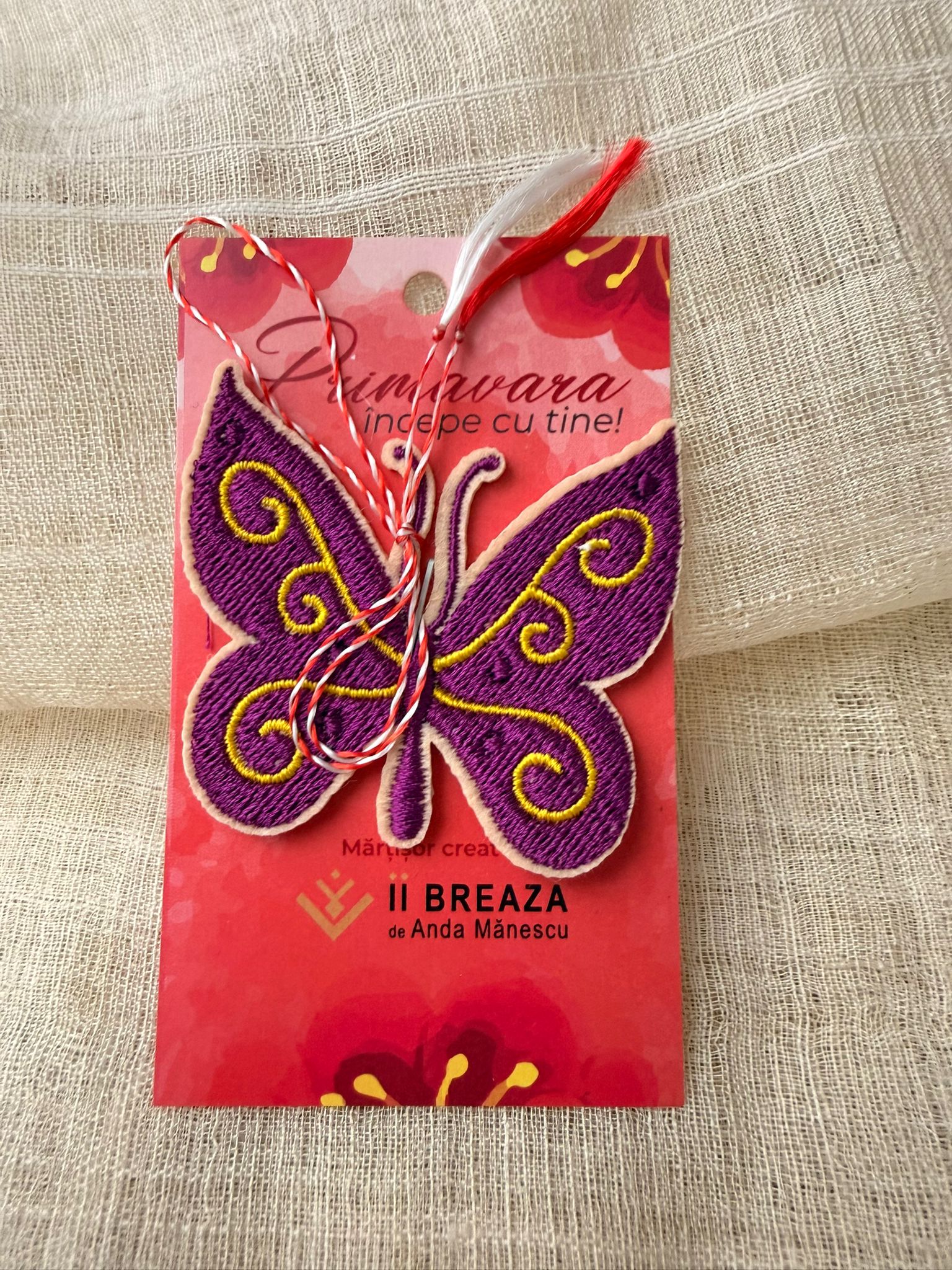 Mărțișor brodat „Fluturi”