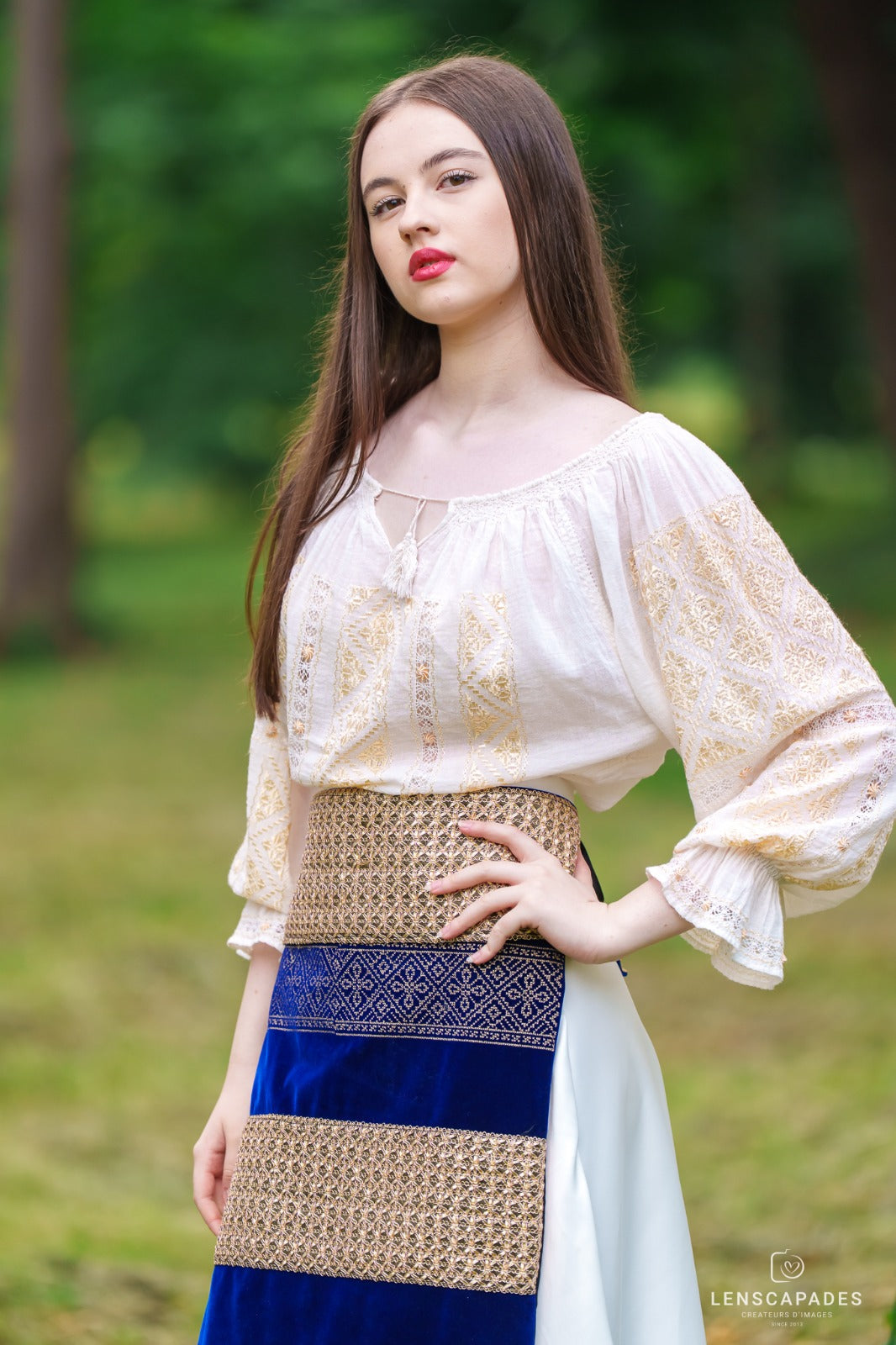 Costum de mireasă ”Royale”