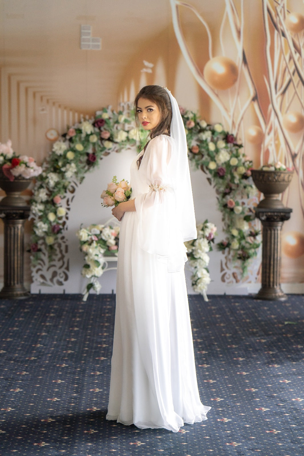 Rochie de mireasă creată din mătase naturală - ”Domnița”