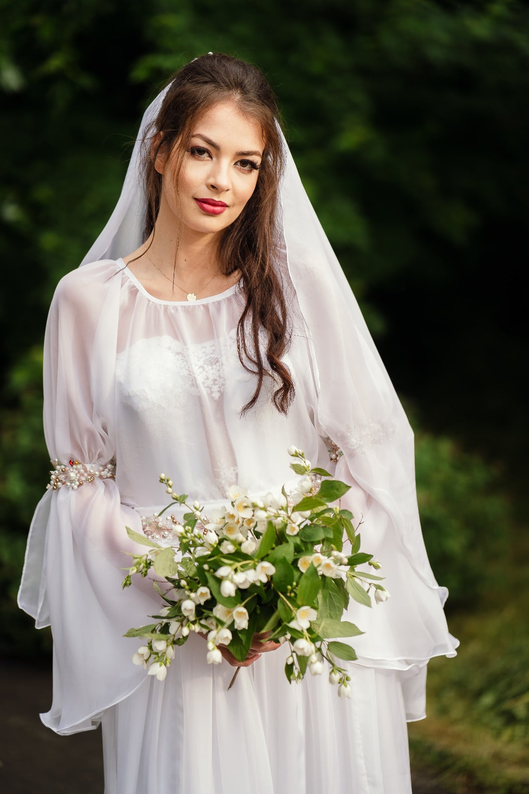 Rochie de mireasă creată din mătase naturală - ”Domnița”
