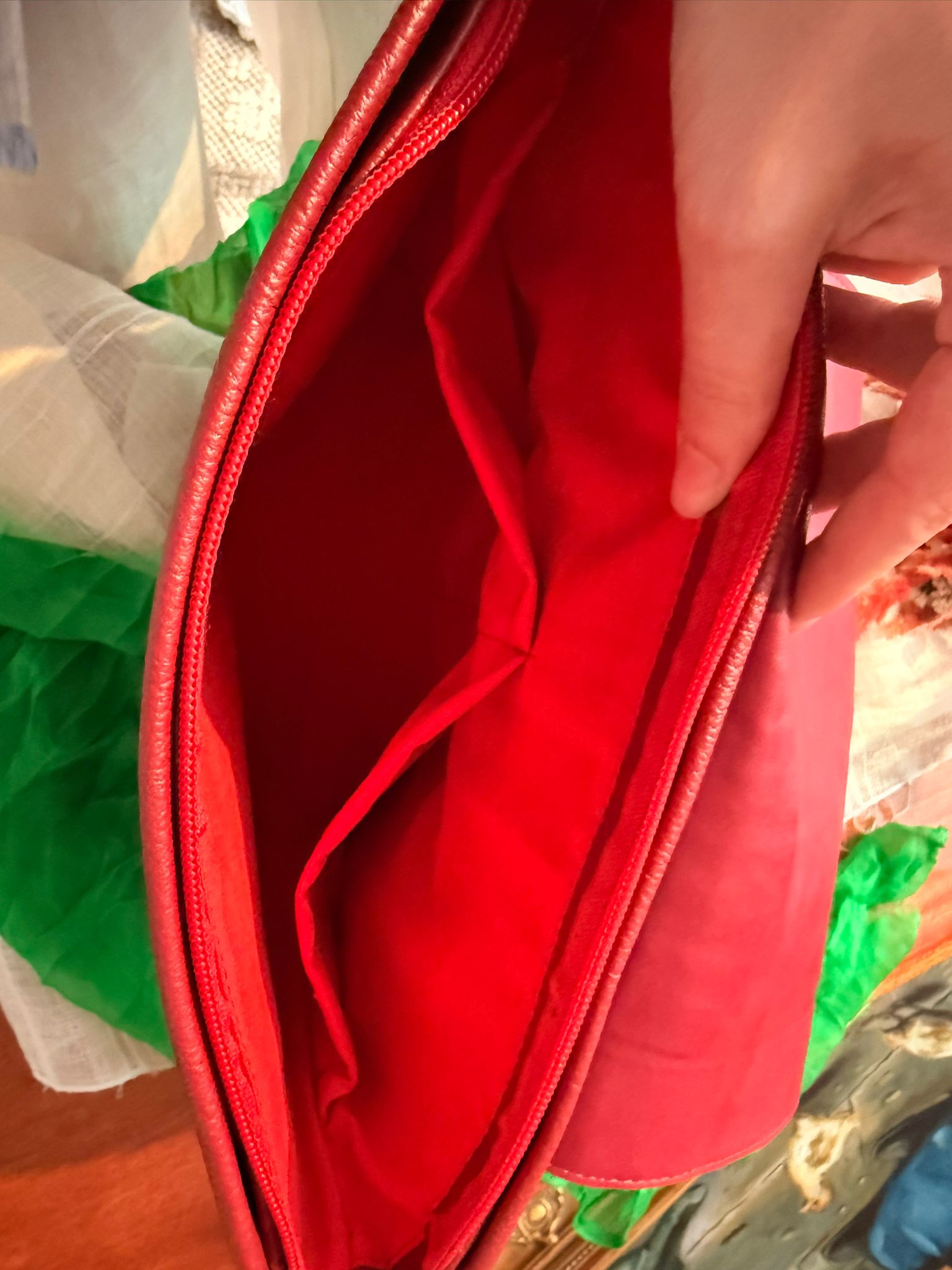 Rucsac din piele cu aplicație goblen
