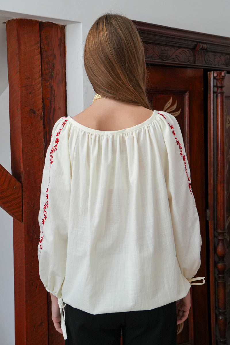 Bluză, în spiritul tradiției, model Șirul Vieții