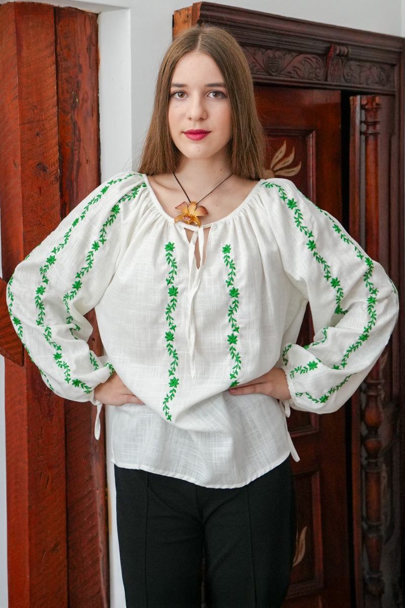 Bluză, în spiritul tradiției, model Șirul Vieții