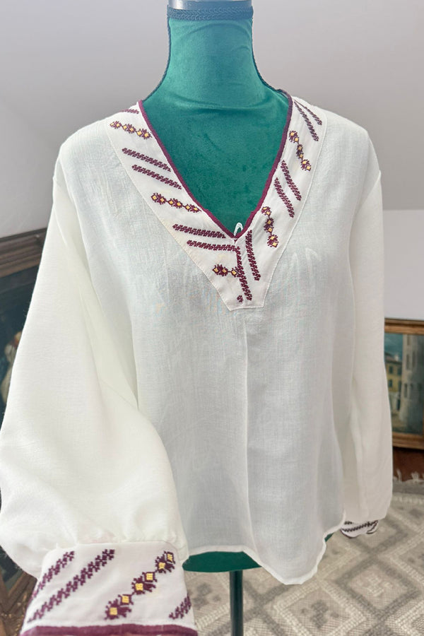 Bluză cu broderie veche