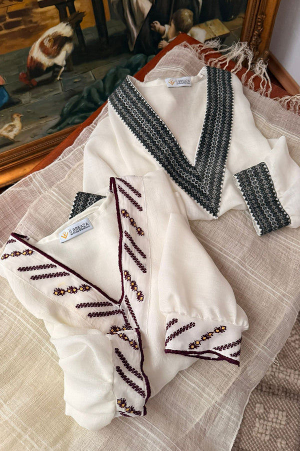 Bluză cu aplicație vintage